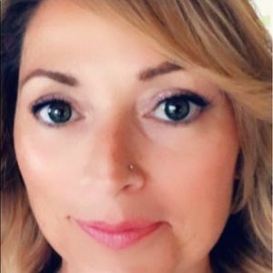 Meet your Posher, Catherine